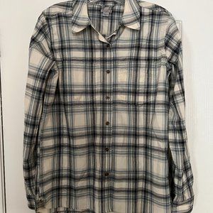 NWOT - Carhartt Plaid Button Down Roll Tab Sleeve Women's Top - Sz. M (8-10)